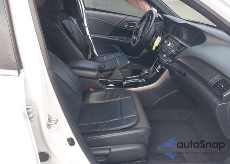 2016 Honda Accord Sport z USA, uszkodzony, nr VIN 1HGCR2F60GA087320